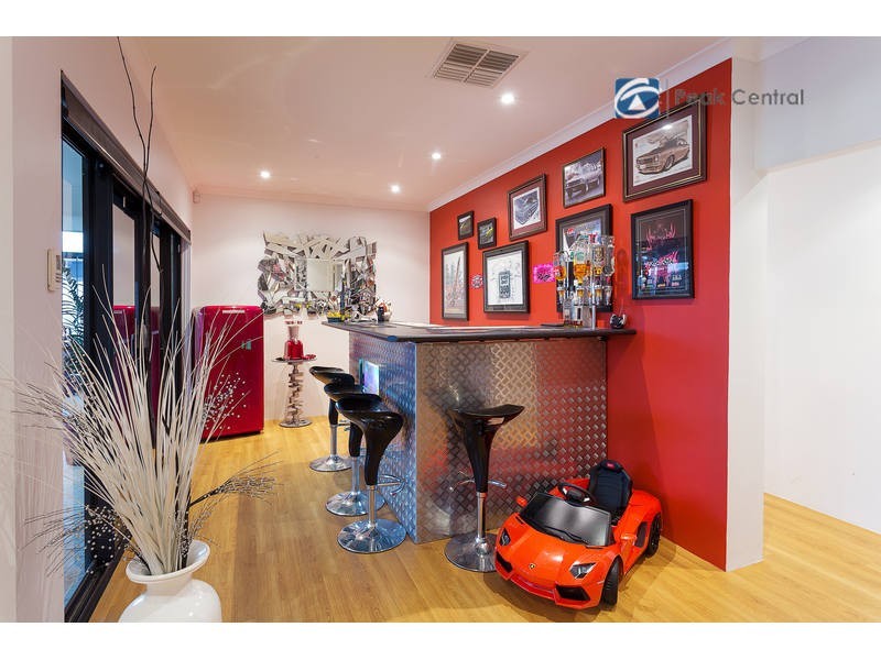 6 Radiata Promenade, Aubin Grove WA 6164