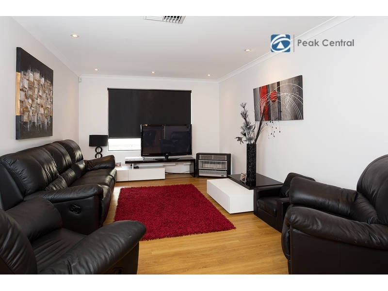 6 Radiata Promenade, Aubin Grove WA 6164