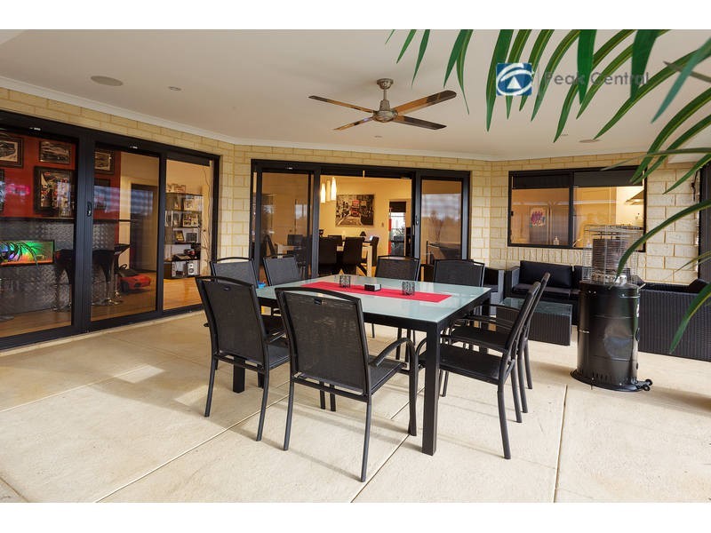 6 Radiata Promenade, Aubin Grove WA 6164