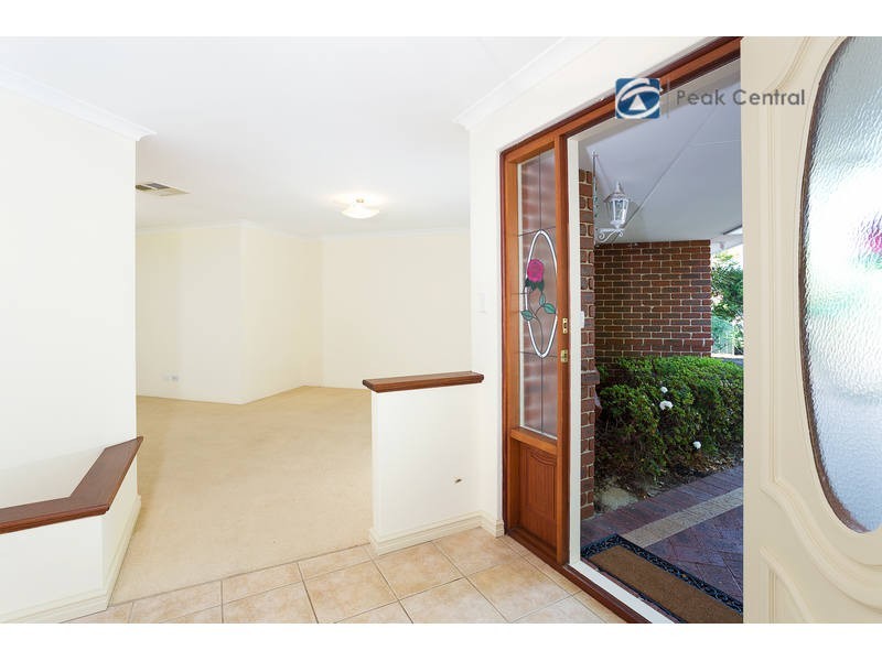 12 Strand Close, Atwell WA 6164