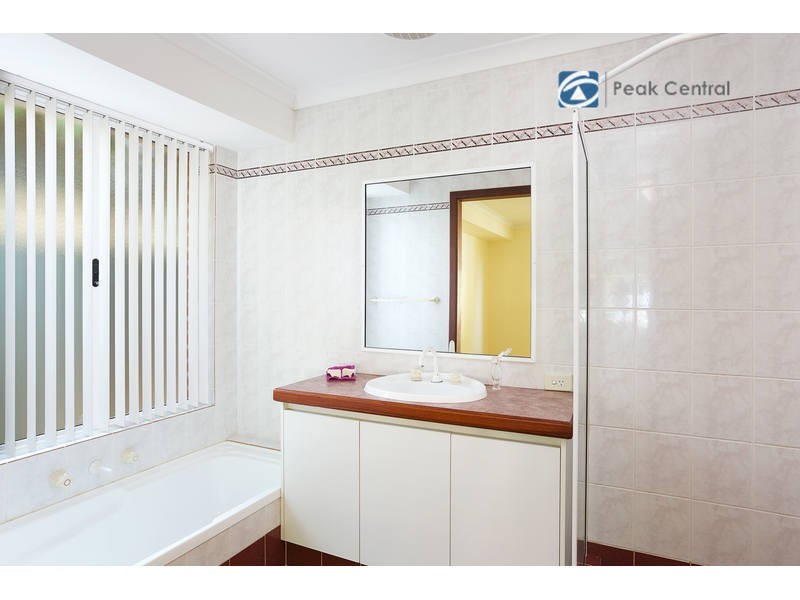 12 Strand Close, Atwell WA 6164