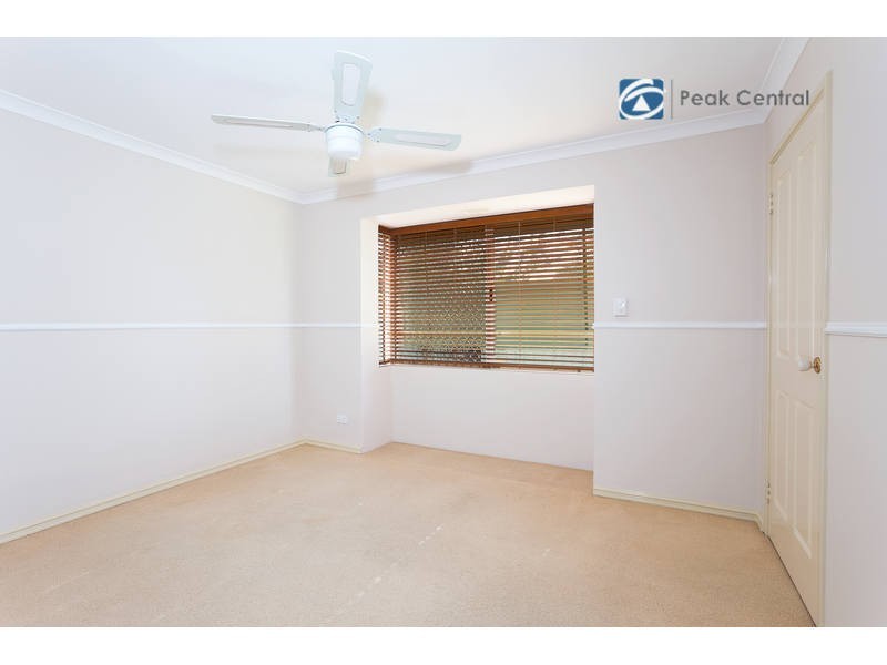 12 Strand Close, Atwell WA 6164