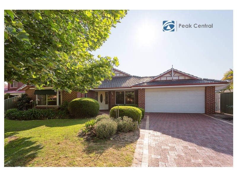 12 Strand Close, Atwell WA 6164