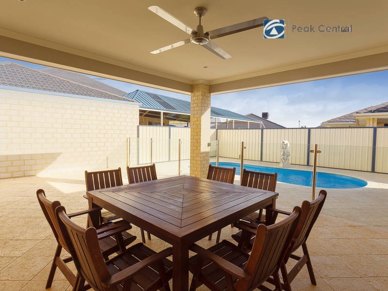 21 Oak Ridge Meander, Success WA 6164