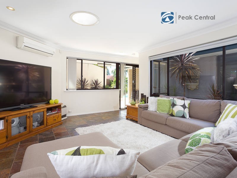 54 Parkway Road, Bibra Lake WA 6163