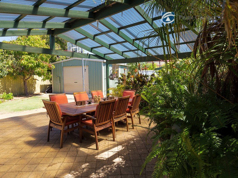 54 Parkway Road, Bibra Lake WA 6163