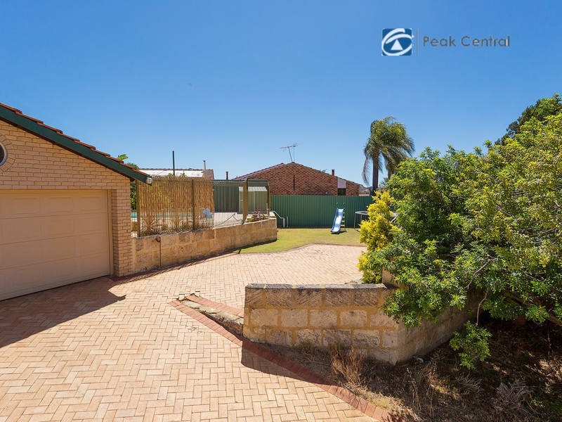 54 Parkway Road, Bibra Lake WA 6163