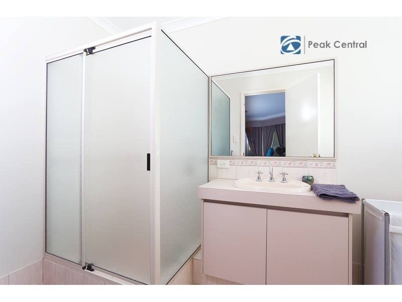 2 Wah Court, Atwell WA 6164