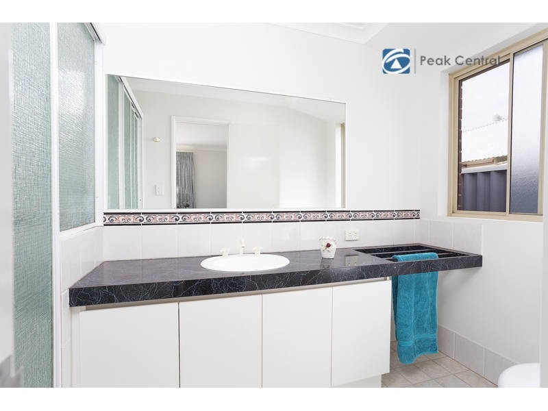 124 Brenchley Drive, Atwell WA 6164