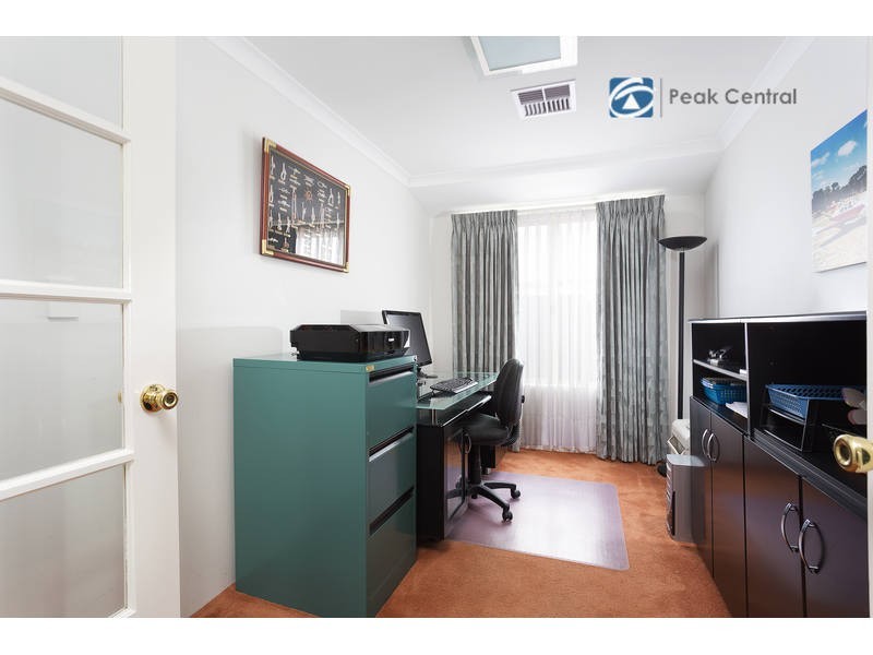 124 Brenchley Drive, Atwell WA 6164