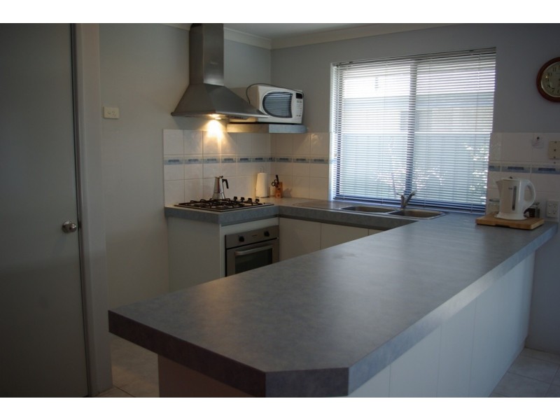 111 Beenyup Road, Atwell WA 6164