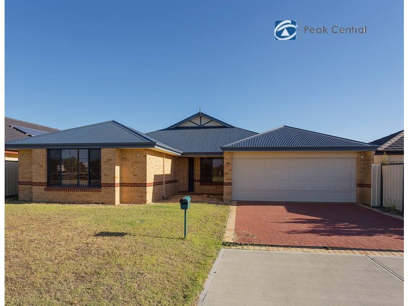 18 St Joseph Fairway, Success WA 6164