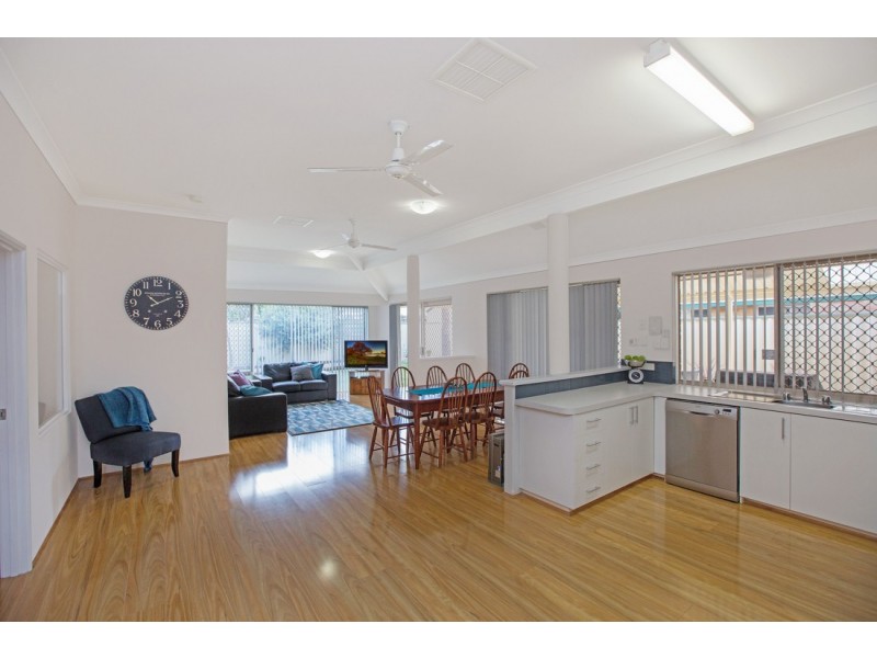 8 Gilbride Cove, Atwell WA 6164