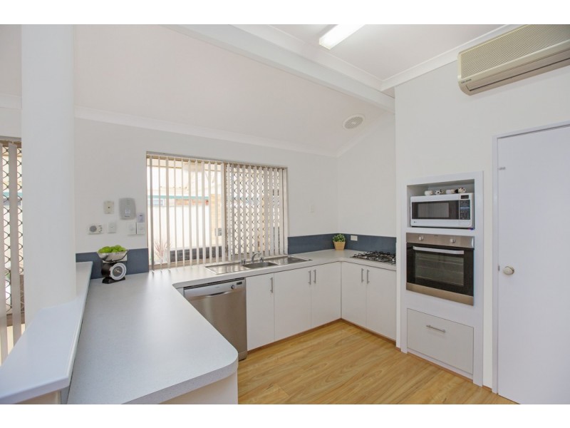 8 Gilbride Cove, Atwell WA 6164