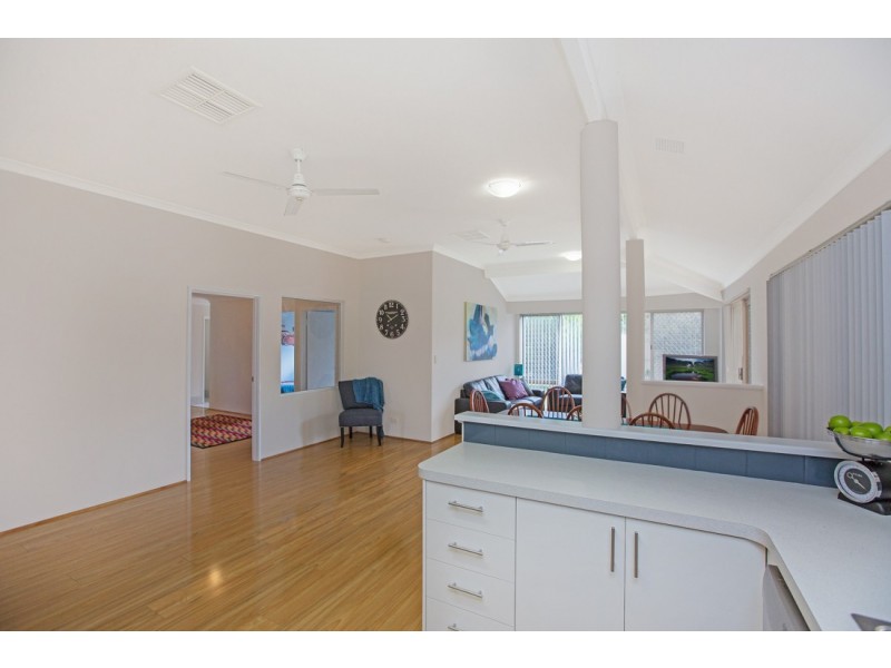 8 Gilbride Cove, Atwell WA 6164