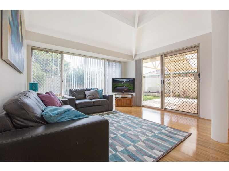 8 Gilbride Cove, Atwell WA 6164