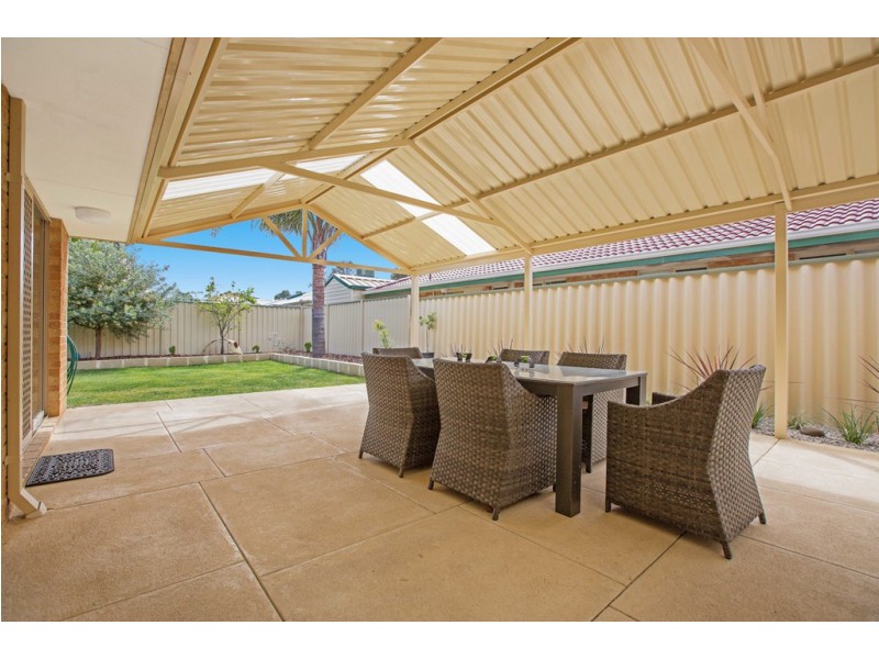 8 Gilbride Cove, Atwell WA 6164