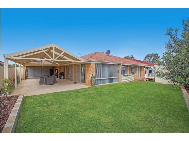 8 Gilbride Cove, Atwell WA 6164