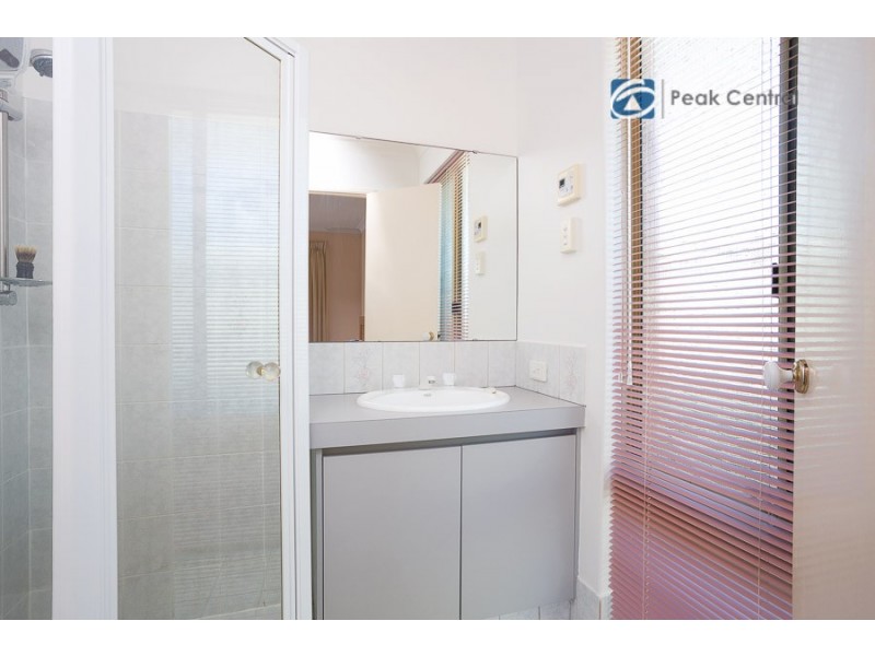 18 Seabrook Place, Success WA 6164