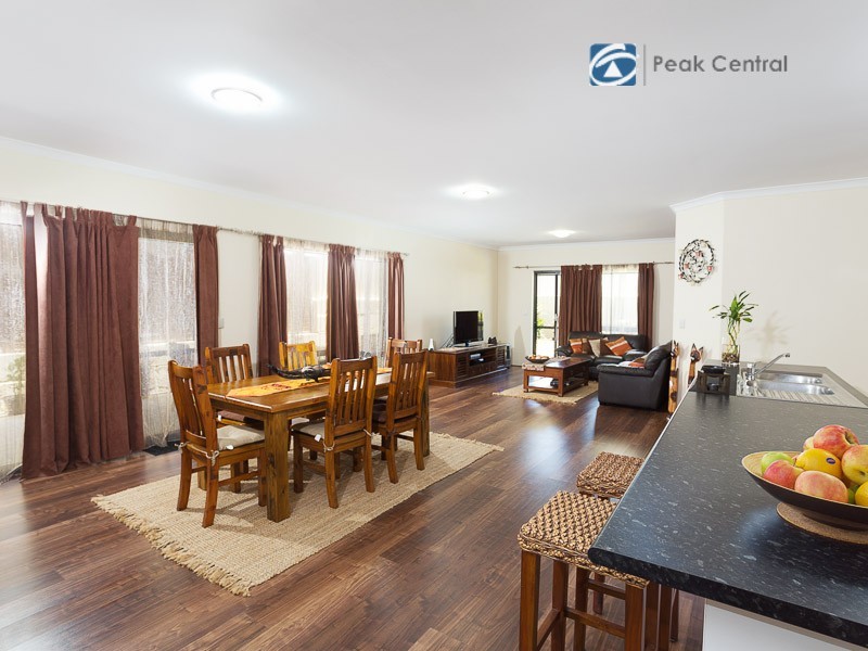 38 Jacksonia Promenade, Success WA 6164