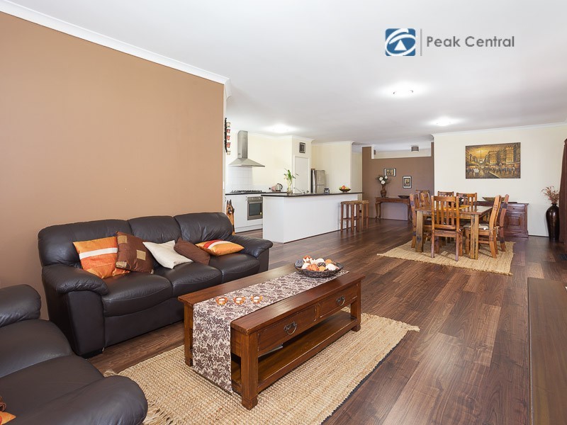 38 Jacksonia Promenade, Success WA 6164