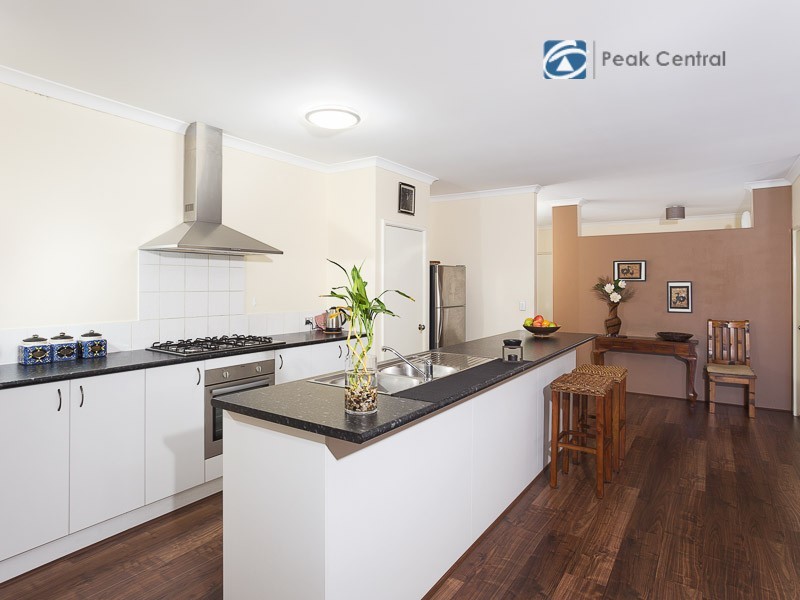 38 Jacksonia Promenade, Success WA 6164