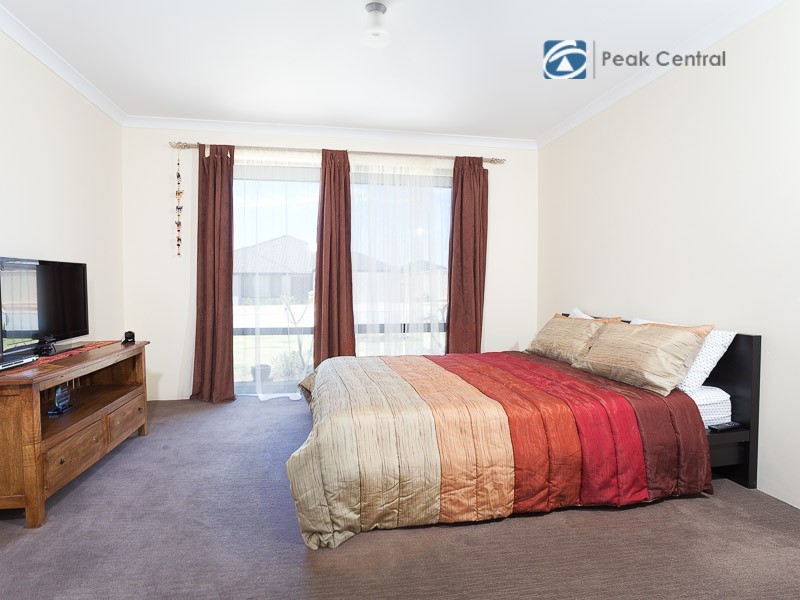 38 Jacksonia Promenade, Success WA 6164