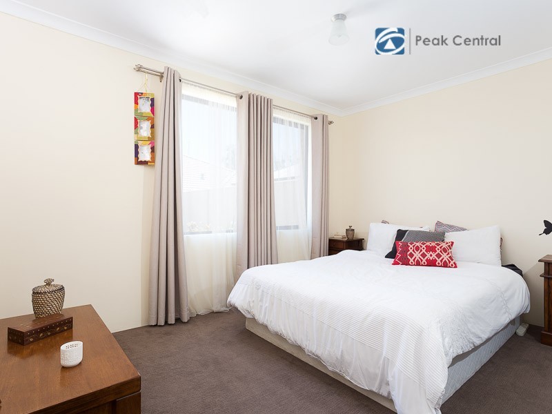 38 Jacksonia Promenade, Success WA 6164