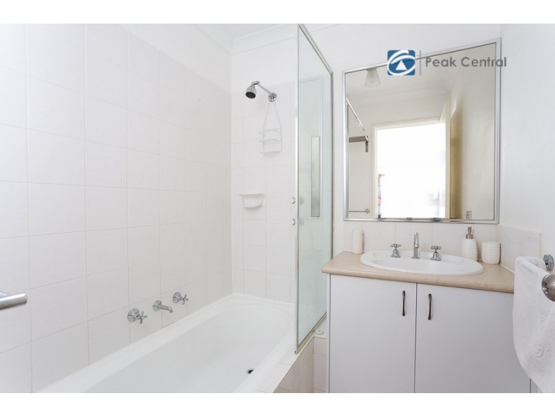 38 Jacksonia Promenade, Success WA 6164