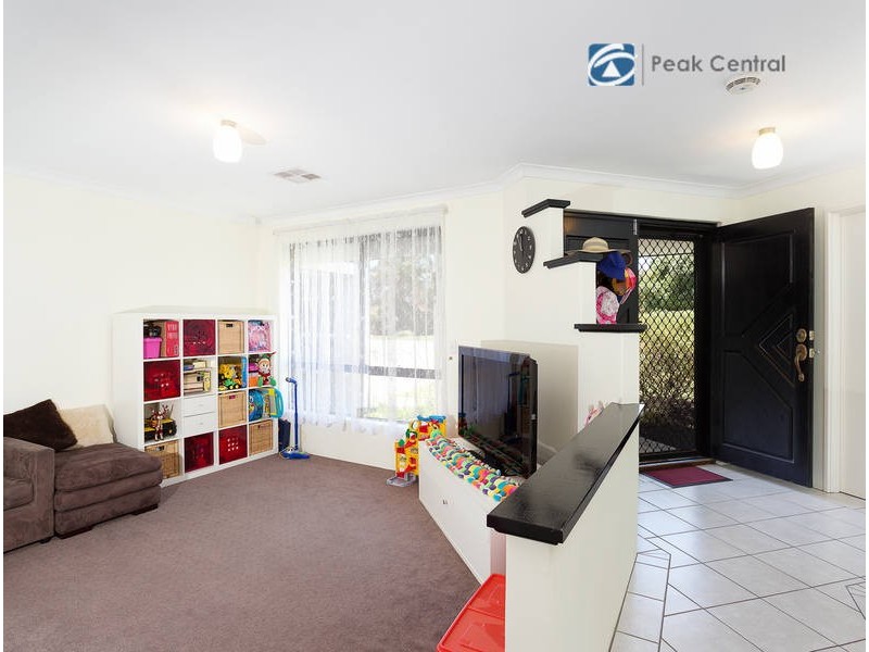 3 Gilbride Cove, Atwell WA 6164