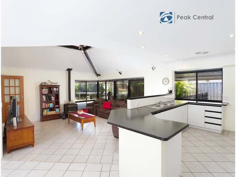 3 Gilbride Cove, Atwell WA 6164