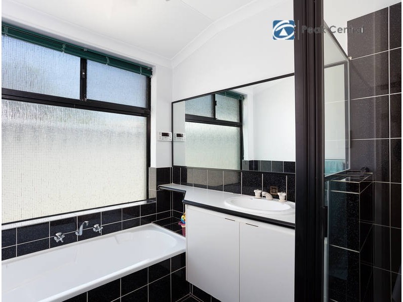 3 Gilbride Cove, Atwell WA 6164
