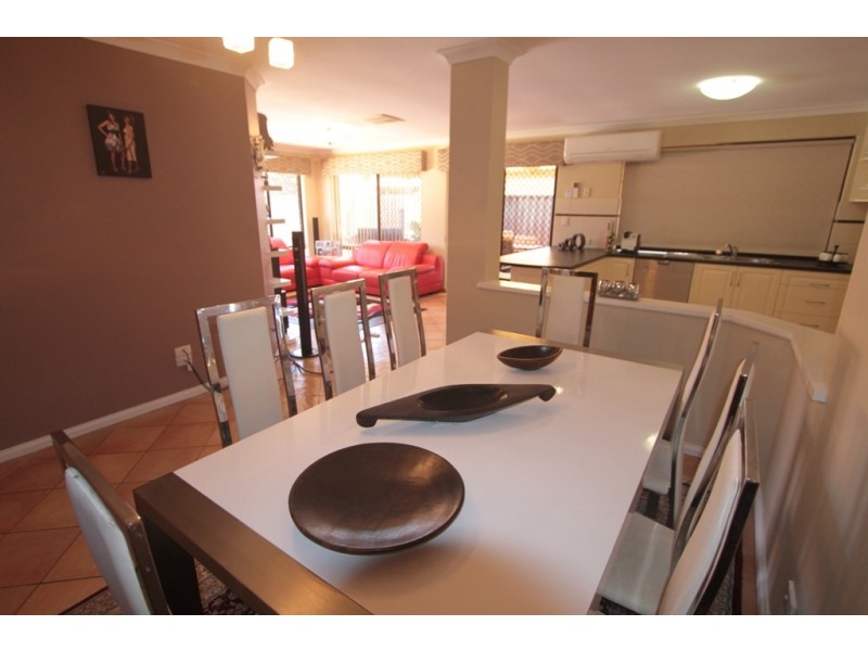 42 Lydon Boulevard, Atwell WA 6164