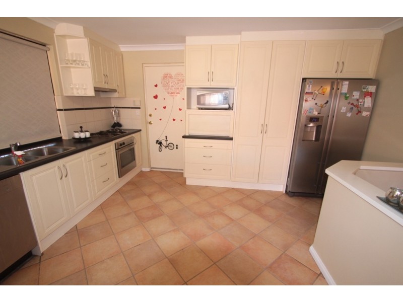 42 Lydon Boulevard, Atwell WA 6164