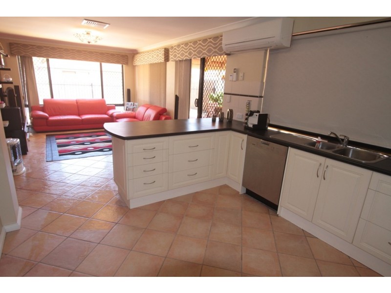 42 Lydon Boulevard, Atwell WA 6164