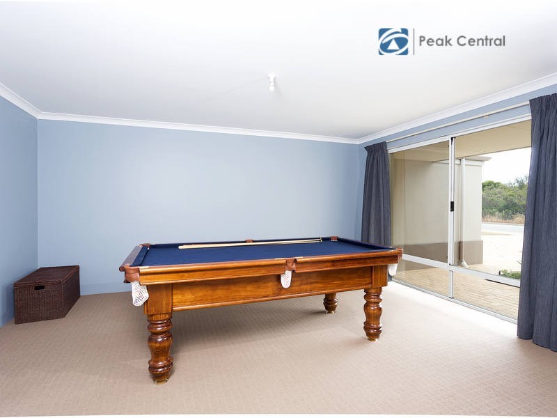 236 Tapper Road, Atwell WA 6164