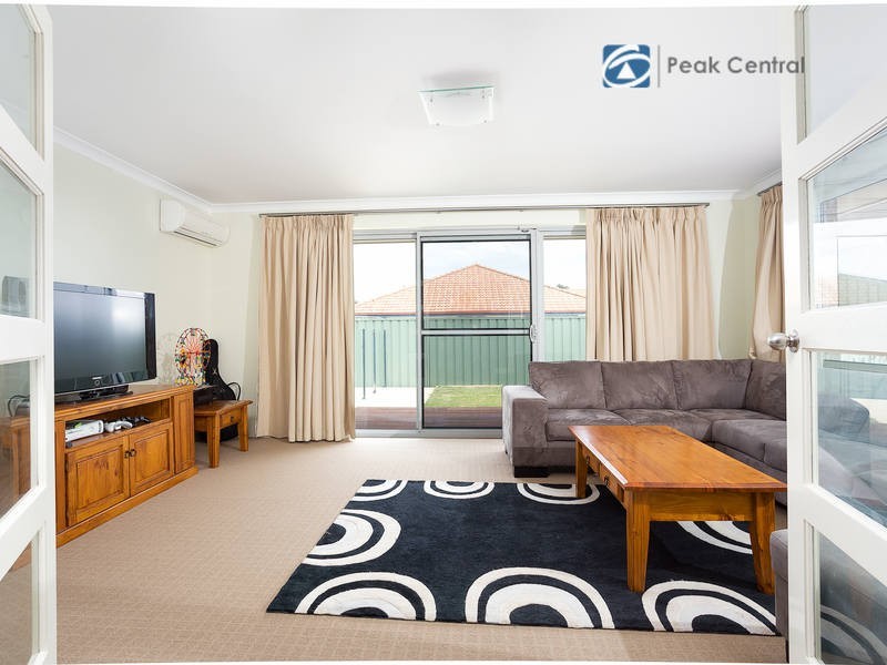 236 Tapper Road, Atwell WA 6164