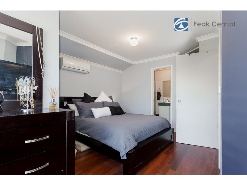 12 Banjo Close, Seville Grove WA 6112