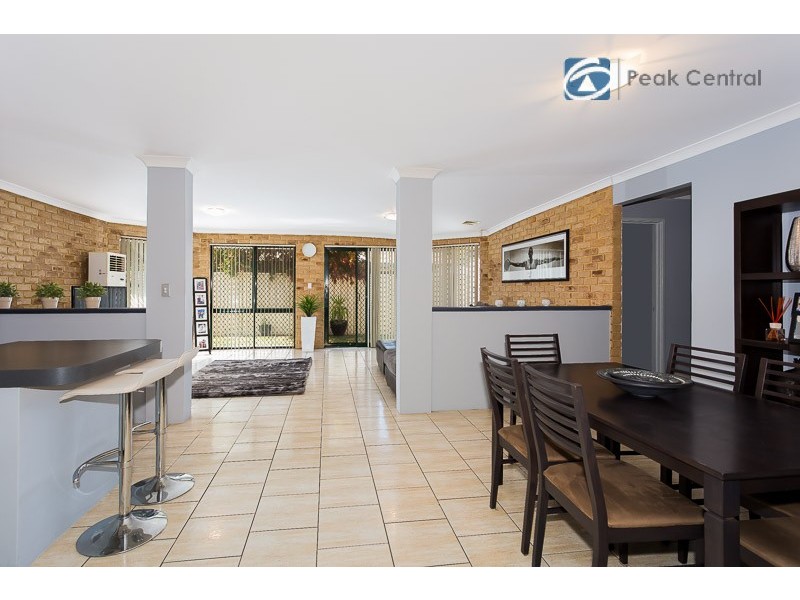 12 Banjo Close, Seville Grove WA 6112