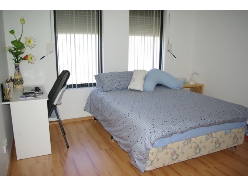 1c Sheringham Bend, Success WA 6164