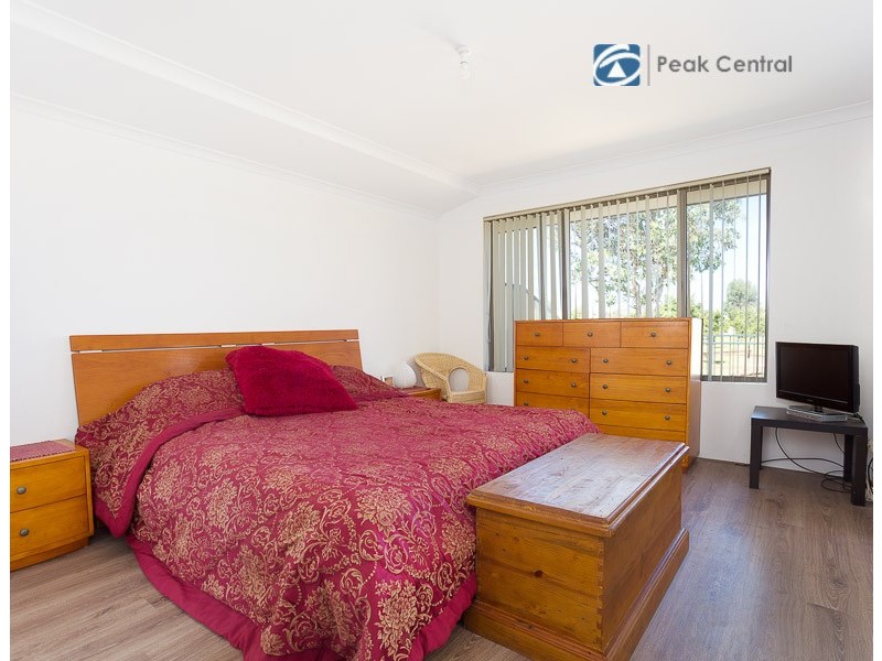 9 Posey Lane, Success WA 6164