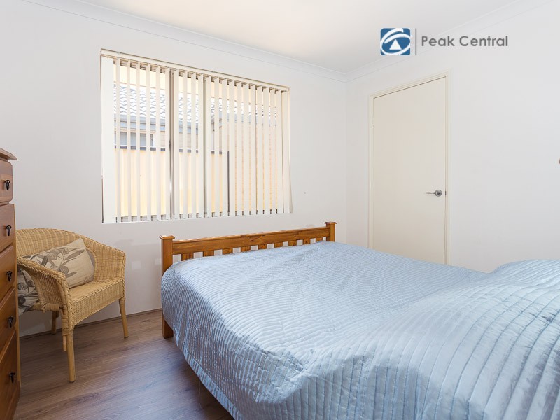 9 Posey Lane, Success WA 6164