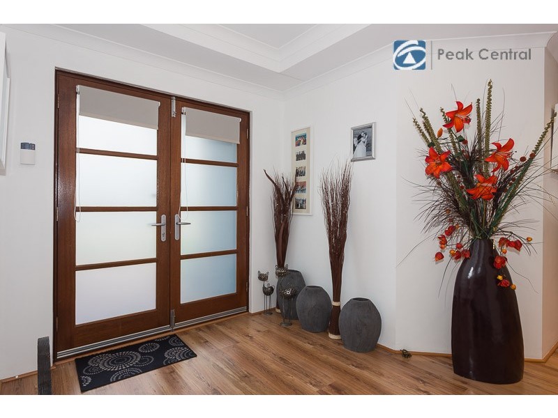 7 Tranquil Gardens, Atwell WA 6164