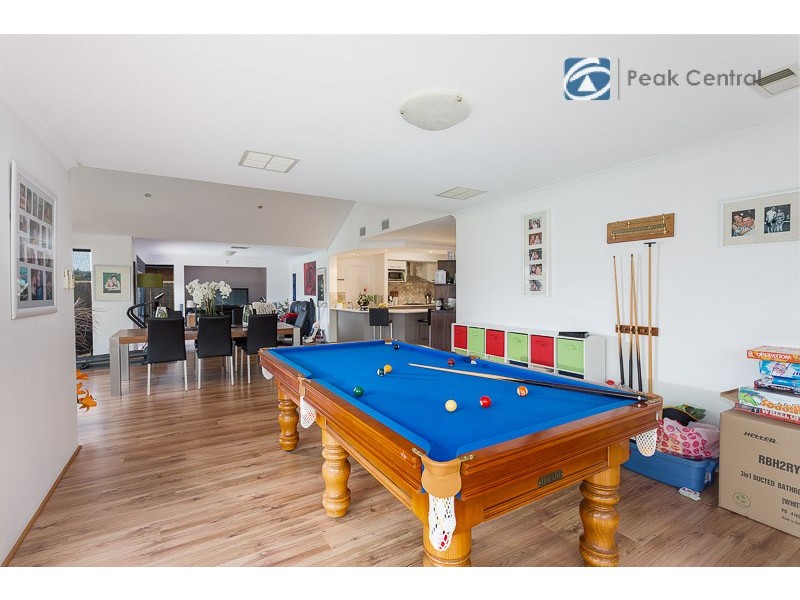 7 Tranquil Gardens, Atwell WA 6164