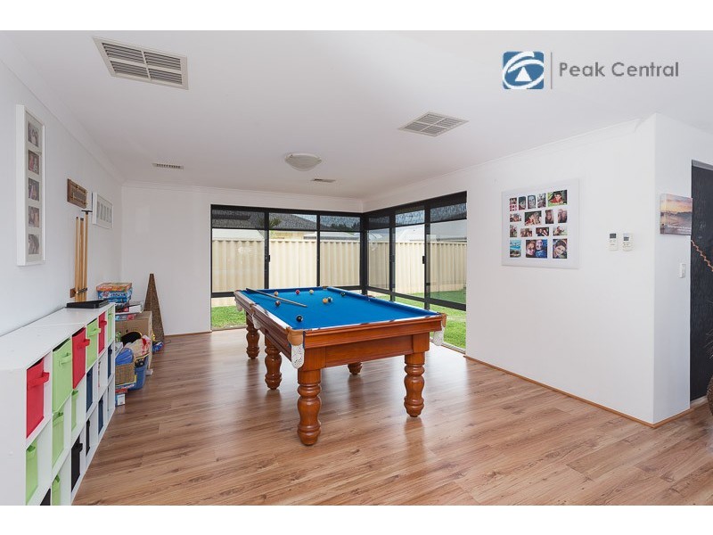 7 Tranquil Gardens, Atwell WA 6164