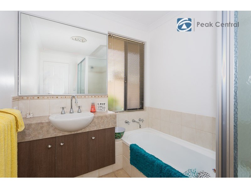 7 Tranquil Gardens, Atwell WA 6164