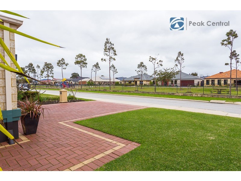 7 Tranquil Gardens, Atwell WA 6164