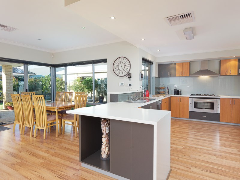 35 Caterpillar Road, Success WA 6164