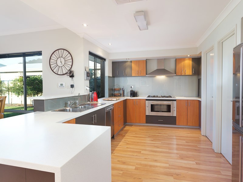 35 Caterpillar Road, Success WA 6164