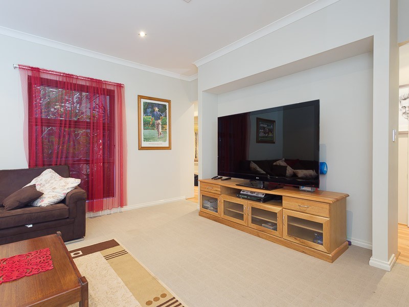 35 Caterpillar Road, Success WA 6164